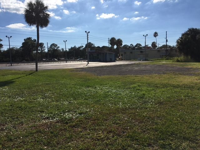Bay Pines Landing: 9565 Bay Pines Blvd, Saint Petersburg, FL 33708
